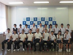 第23回全国中学生空手道選手権大会に出場する選手・関係者の表敬