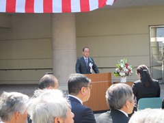 挨拶する大森雅夫岡山市長