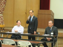 挨拶を行う大森雅夫岡山市長