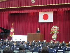 挨拶する大森雅夫岡山市長