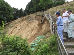 被災地視察の様子2