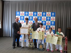 実践総合空手魂心舘選手・関係者　来訪の様子