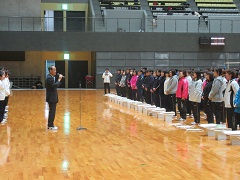 挨拶を行う大森雅夫岡山市長