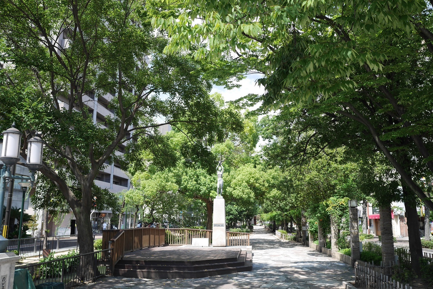 西川緑道公園（中流域）イベント時の様子