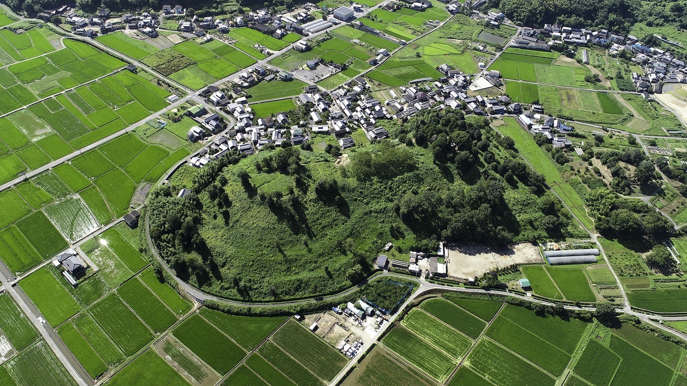 造山古墳の航空写真