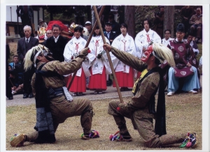 志呂神社と多自枯鴨神社の棒遣いの写真