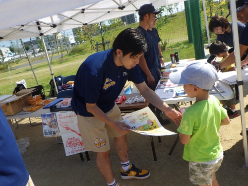 トライフープ岡山の選手が来てくれました