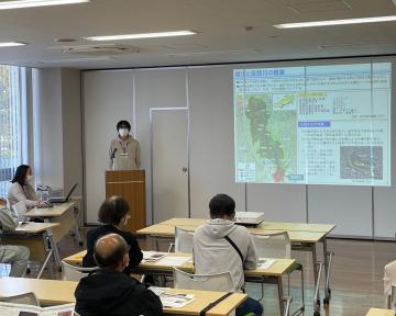 歴史・防災の役割についての講演会の様子（国土交通省 中国地方整備局 岡山河川事務所）