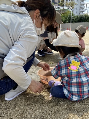 金魚すくいの様子２