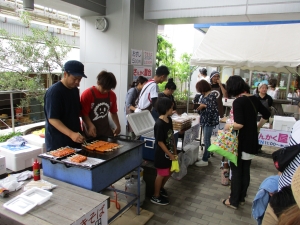 さんかく屋台の様子