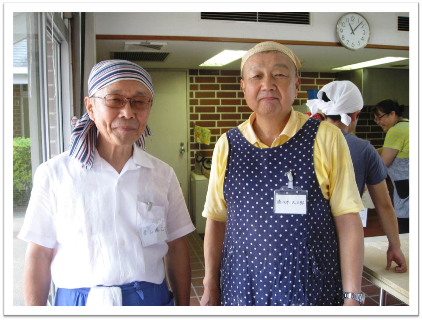 須々木委員長（右）と景山副委員長