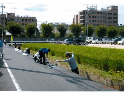 用水路の清掃