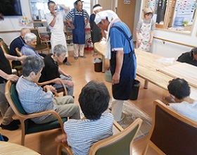 おまっとさん、うどん一丁！「うどん亭つどい」活動の様子その2