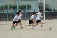 写真：小学校休み時間の様子