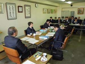 写真：1月教育委員会定例会の様子