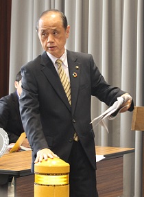 会見する大森市長の様子1