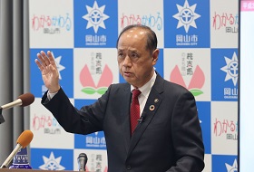 市長記者会見の様子