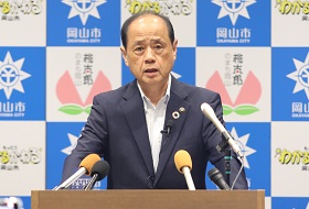 市長記者会見の様子