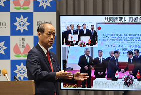 市長記者会見の様子