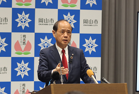 市長記者会見の様子